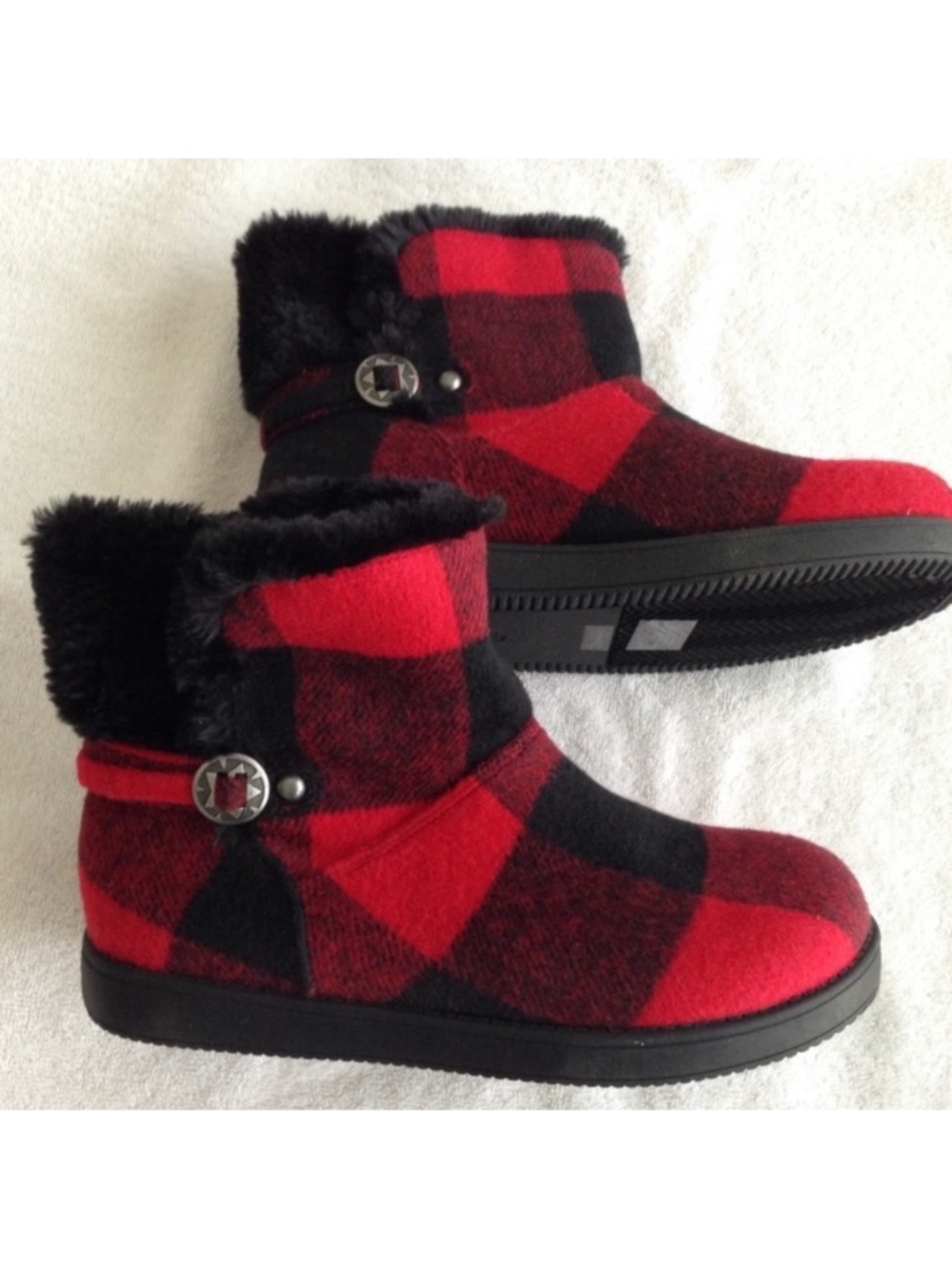 NIB Indigo Rd Buffalo Plaid Boots 7M